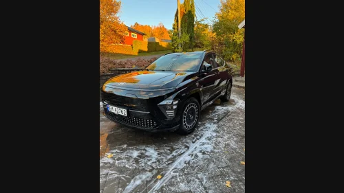 HYUNDAI KONA Premium LR