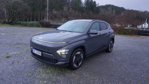 HYUNDAI KONA Premium LR