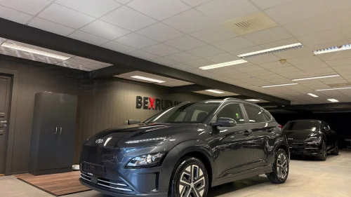 HYUNDAI Kona Adaptiv Cruise,V.Pumpe,Filvarsler,Rattvarme,LED,Keyless
