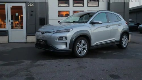 HYUNDAI Kona EV/ Premium/ 484km/ Navi/ R.Kam/ Delskinn/ Head-Up+