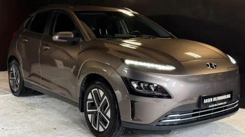 HYUNDAI Kona SR Trend/LED/Kamera/Navi/Cruise Control/Lane.as/++