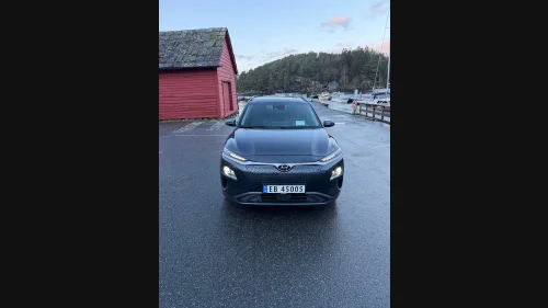 HYUNDAI Kona 64kwh/Premium/ACC/Soltak/Skinn/Headup/1-eier/Norsk