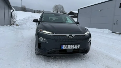 HYUNDAI Kona Premium