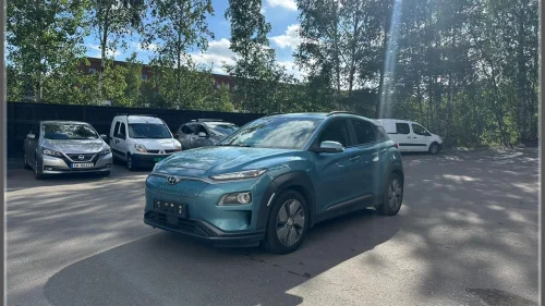 HYUNDAI Kona Long Range Premium Skinn ACC HUD SOH 100%