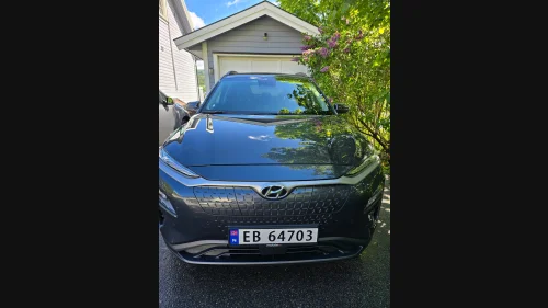 HYUNDAI Kona Premium