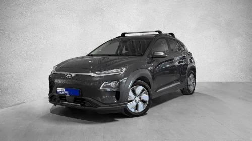 HYUNDAI Kona Premium 64 kWh, 484km, Hengerfeste, Ekstralys!