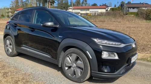 HYUNDAI Kona Premium