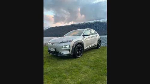 HYUNDAI Kona Premium, Long Range 484km WLTP