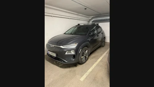 HYUNDAI Kona Premium
