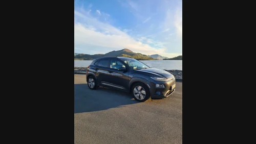 HYUNDAI Kona Premium