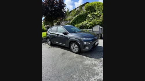 HYUNDAI Kona Premium