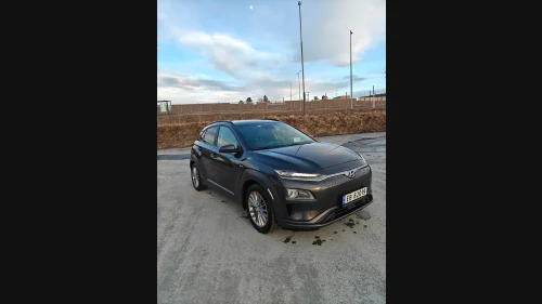 HYUNDAI Kona Premium