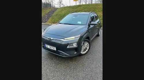 HYUNDAI Kona Premium LR med soltak/skinn. Garanti til 30/4-26