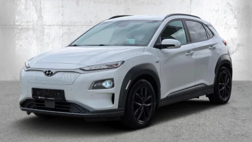 HYUNDAI Kona 64kWh 484km Premium ACC Bluelink Kamera Krok Euok 05/28