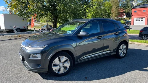 HYUNDAI Kona Premium