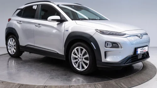 HYUNDAI Kona PREMIUM 484KM WLTP VARMEPUMPE+R.KAMERA+ACC+SKINN+NY EU