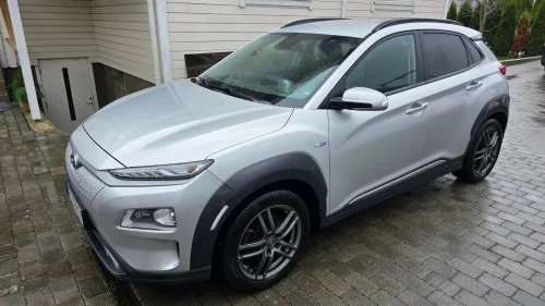 HYUNDAI Kona Premium