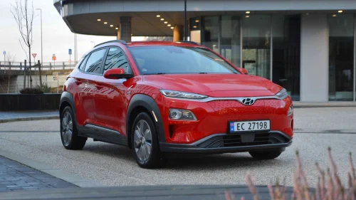 HYUNDAI Kona LR 64kWh | 204hk | Premium | 1 eier | Krok | Skinn |ACC