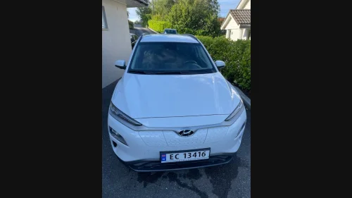 HYUNDAI Kona Premium