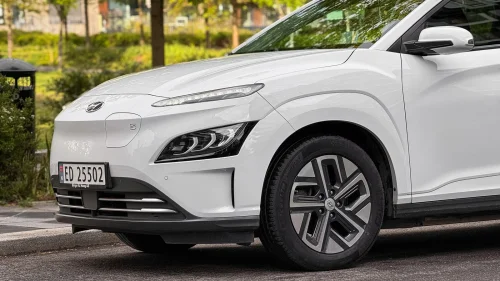 HYUNDAI Kona Premium LR