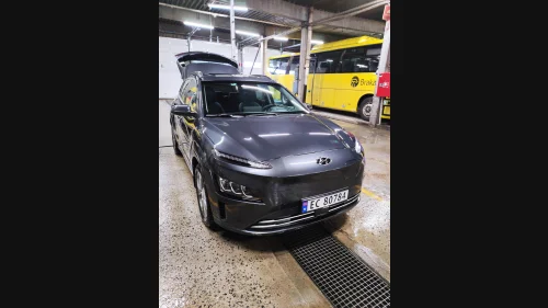 HYUNDAI Kona Premium LR