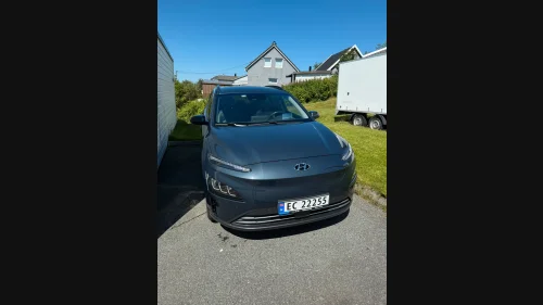 HYUNDAI Kona Premium LR