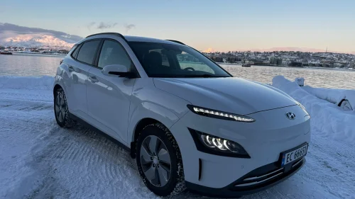 HYUNDAI Kona Premium LR