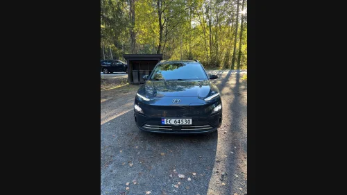 HYUNDAI Kona Premium LR