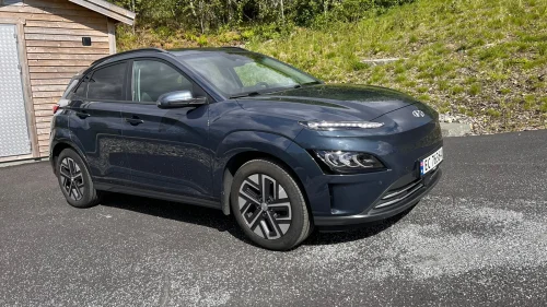 HYUNDAI Kona Premium LR, hengerfeste, NAF test
