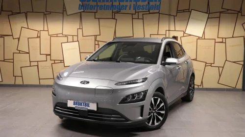 HYUNDAI Kona Premium med skinnseter