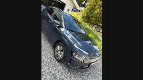 HYUNDAI Kona Premium LR