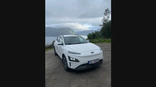 HYUNDAI Kona Premium LR