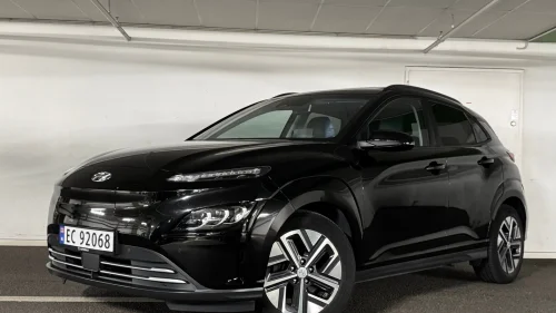 HYUNDAI Kona PREMIUM LONG RANGE 64KW+SOLTAK+SKINN+ACC+KAMERA+HUD