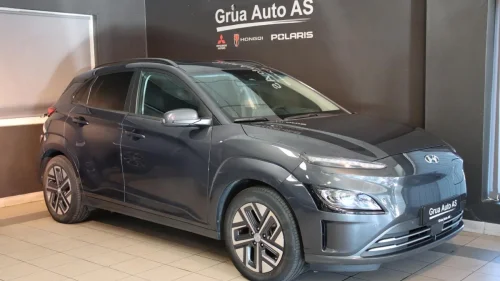 HYUNDAI Kona Premium LR 484km Skinn,Krell,Soltak,Hud,Kjøling i seter