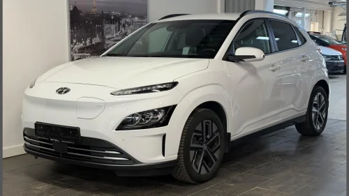 HYUNDAI Kona Long Range 64kwh 484Km Krell HUD Kamera ACC EU02/27
