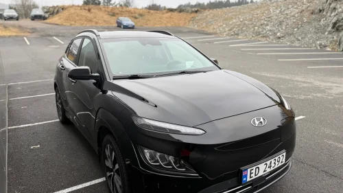 HYUNDAI Kona Premium LR