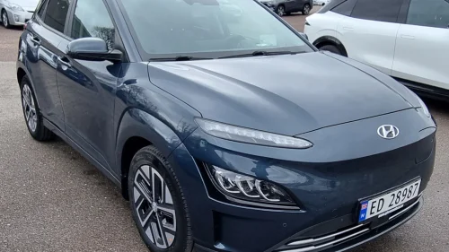 HYUNDAI Kona Premium LR