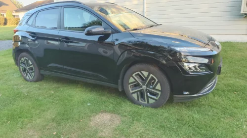 HYUNDAI Kona Premium LR