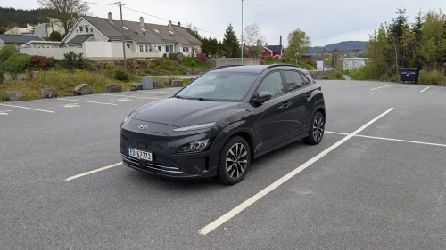 HYUNDAI Kona Premium LR