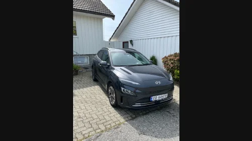 HYUNDAI Kona Premium LR