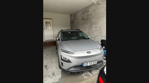 HYUNDAI Kona Premium LR