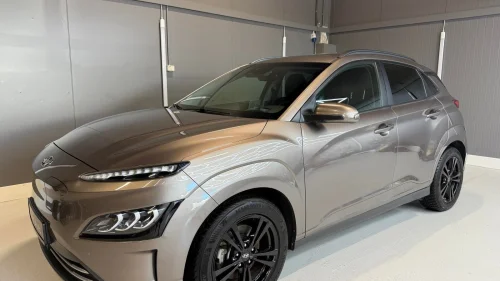 HYUNDAI Kona Premium LR /ACC/HUD/ Krell/ Keyless/ Hengerfeste/Navi++