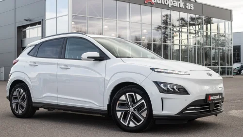 HYUNDAI Kona Premium LR NORSK/SKINN/ADAPTIV/HUD/EN-EIER+++