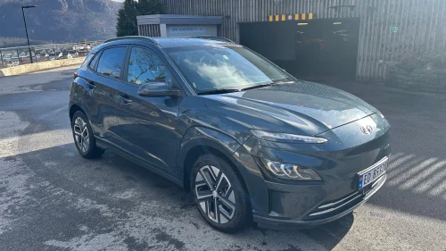 HYUNDAI Kona Premium LR