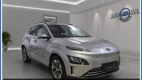 HYUNDAI Kona PREMIUM Skinnseter Navi 64KW LED Varmepumpe