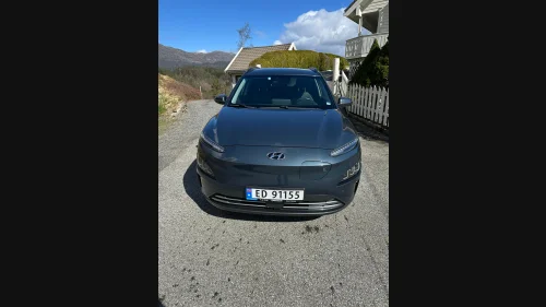 HYUNDAI Kona Premium LR