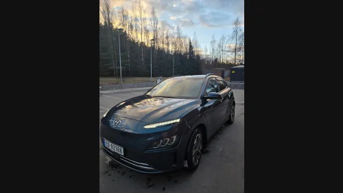 HYUNDAI Kona Premium LR