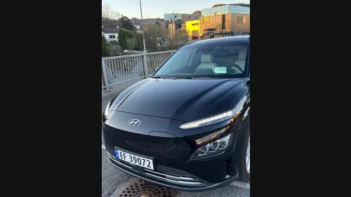 HYUNDAI Kona Premium LR