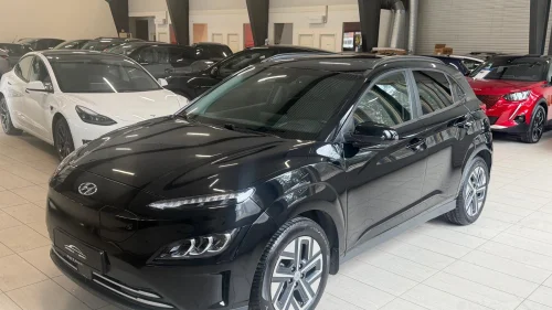 HYUNDAI Kona 64kwh / TEKNIKKPAKKE / SKINN / NAVI / DAB+/ NORSK