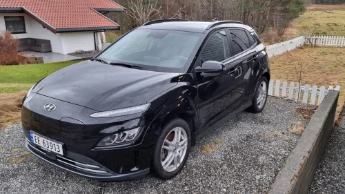 HYUNDAI Kona Premium LR